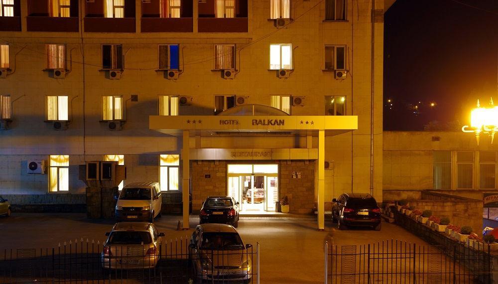 Hotel Balkan Gabrovo Eksteriør billede
